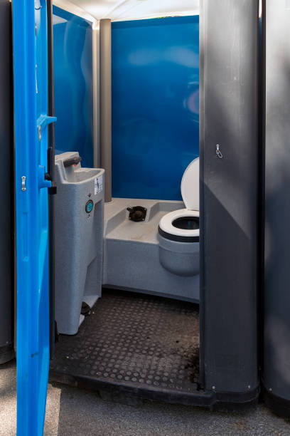 Best Portable restroom trailer rental  in Ina, IL