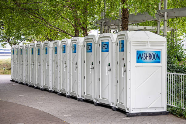 Porta potty rental for festivals in Ina, IL