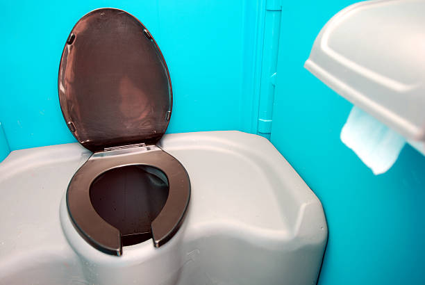 Best Affordable portable toilet rental  in Ina, IL